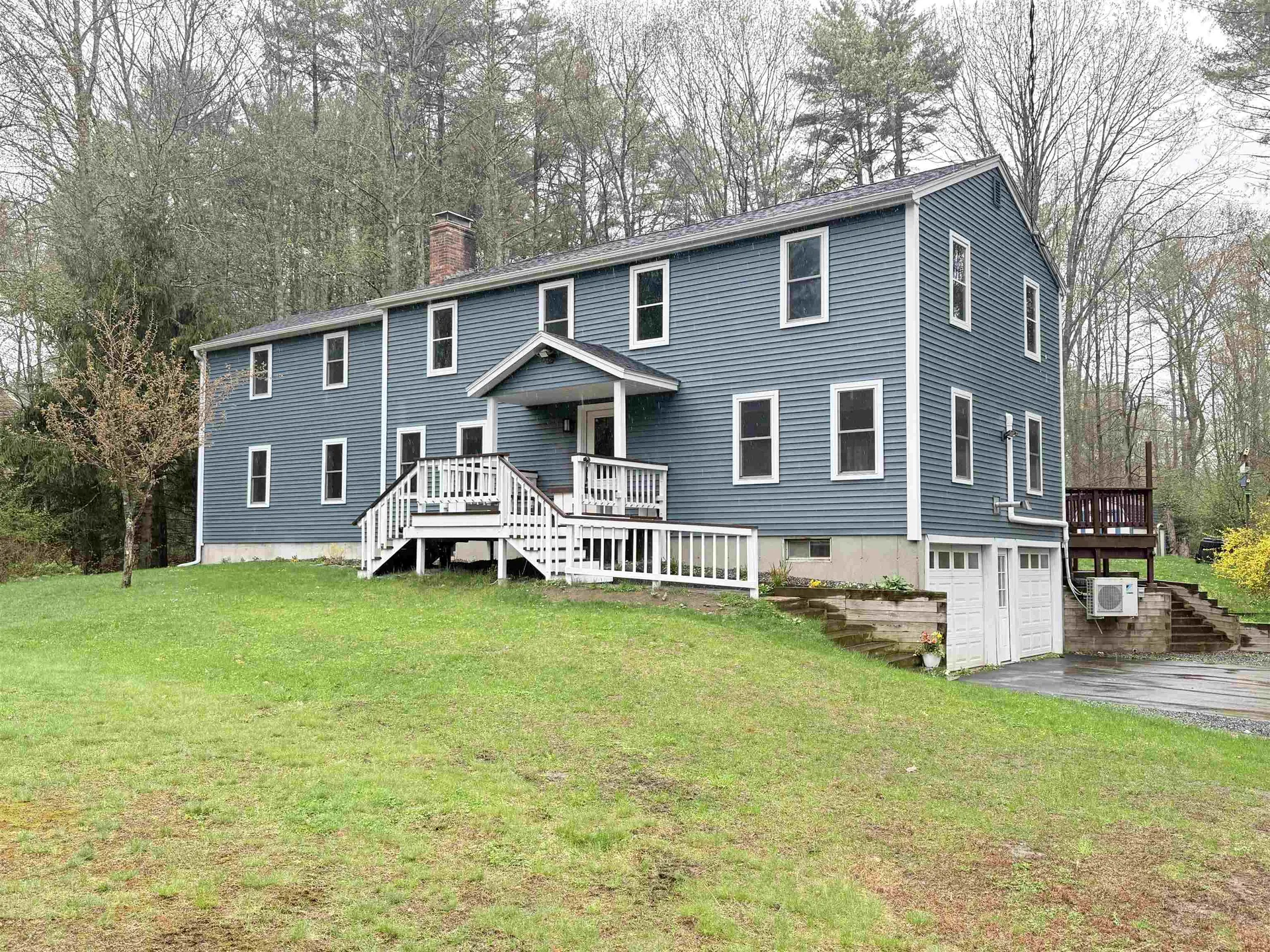 14 Moharimet Drive Madbury NH 03823