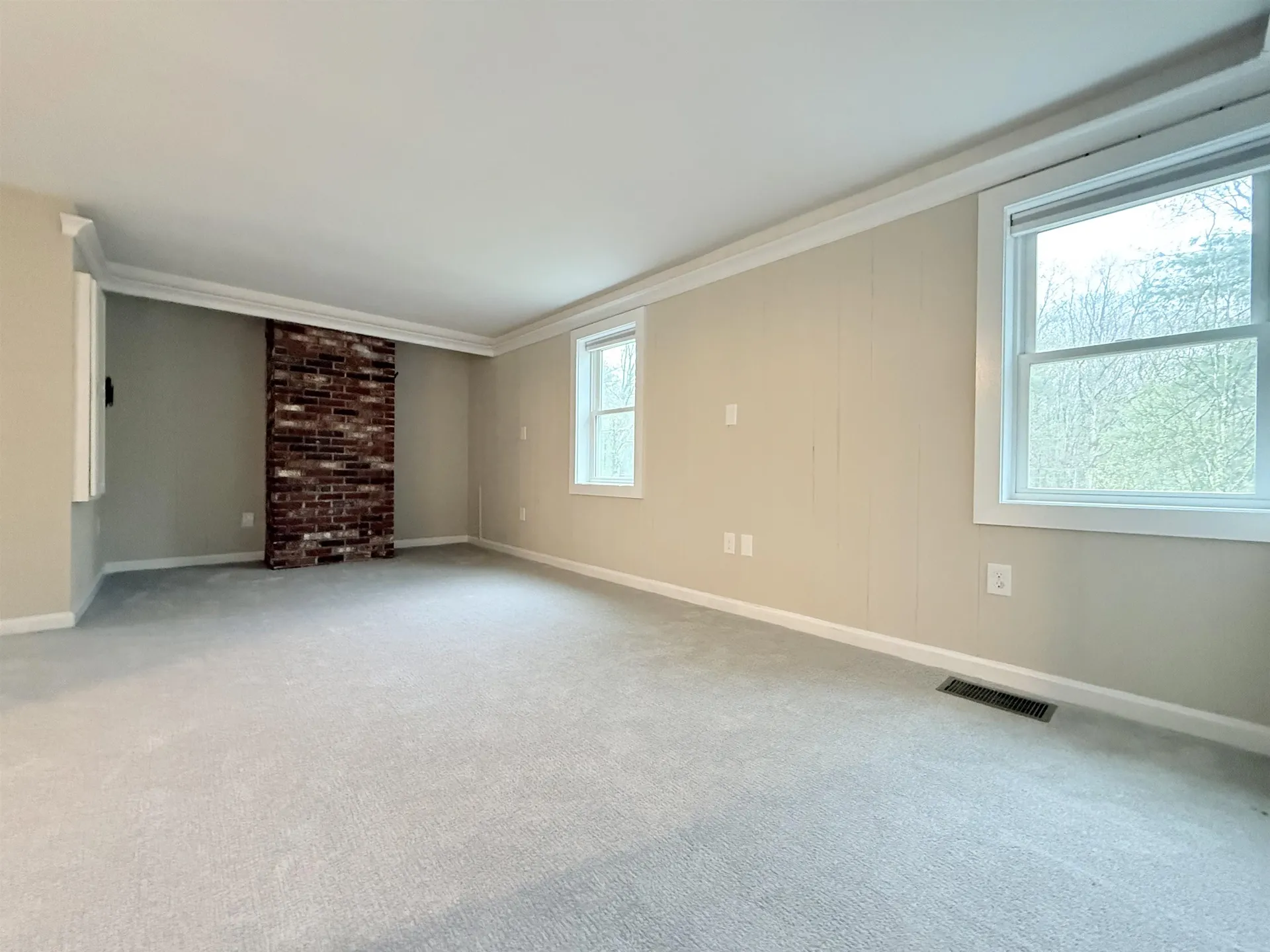 14 Moharimet Drive Madbury NH 03823