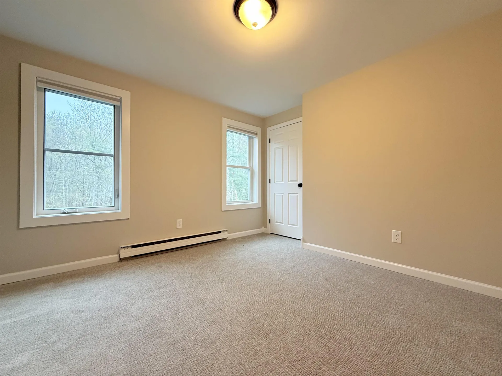 14 Moharimet Drive Madbury NH 03823