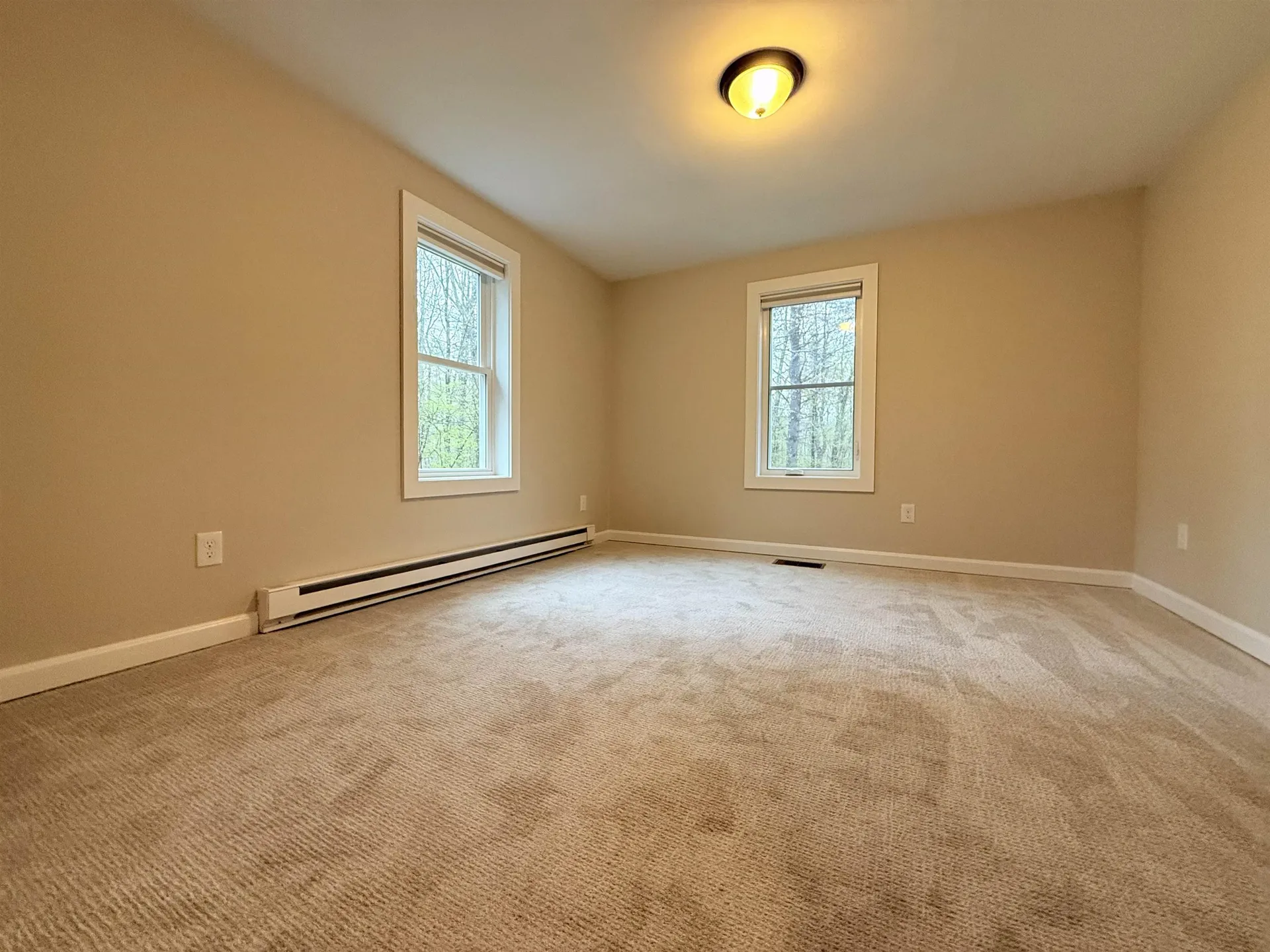 14 Moharimet Drive Madbury NH 03823