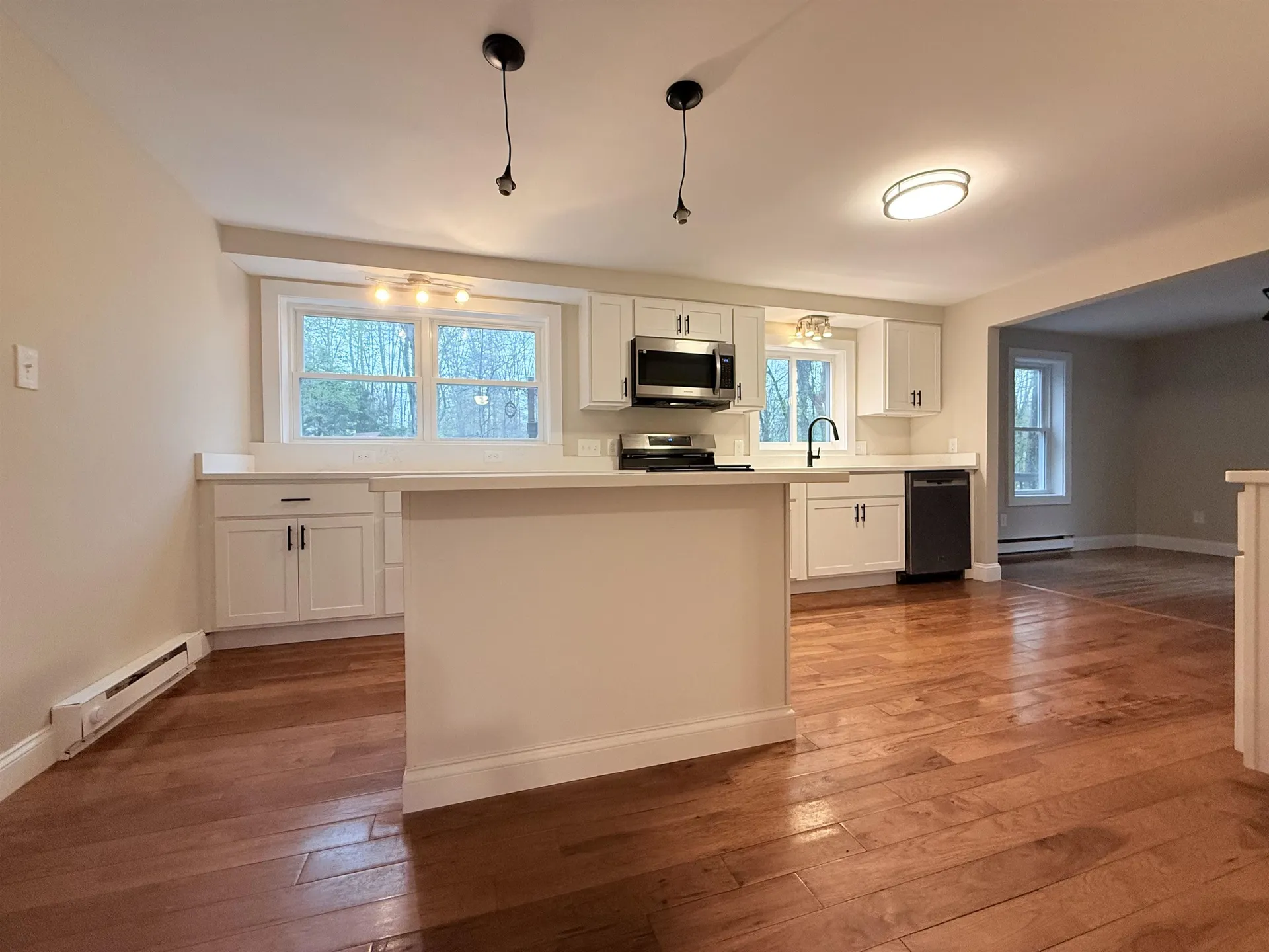 14 Moharimet Drive Madbury NH 03823