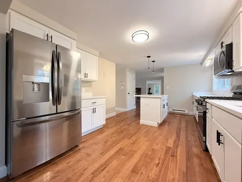 14 Moharimet Drive Madbury NH 03823