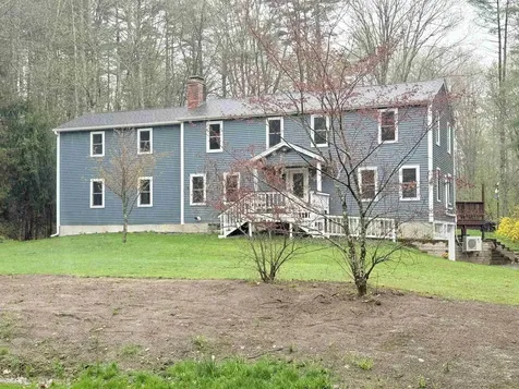 14 Moharimet Drive Madbury NH 03823