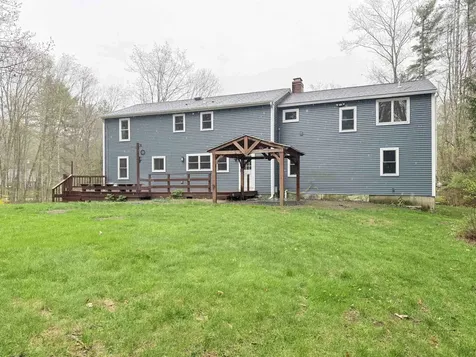 14 Moharimet Drive Madbury NH 03823