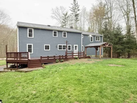 14 Moharimet Drive Madbury NH 03823