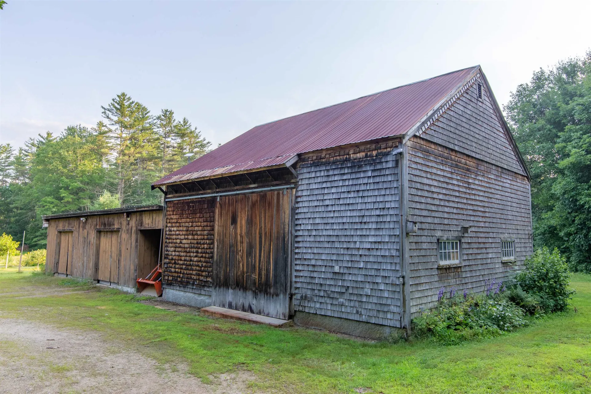898 & 900 Bunker Hill Road Tamworth NH 03883