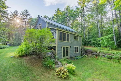 898 & 900 Bunker Hill Road Tamworth NH 03883