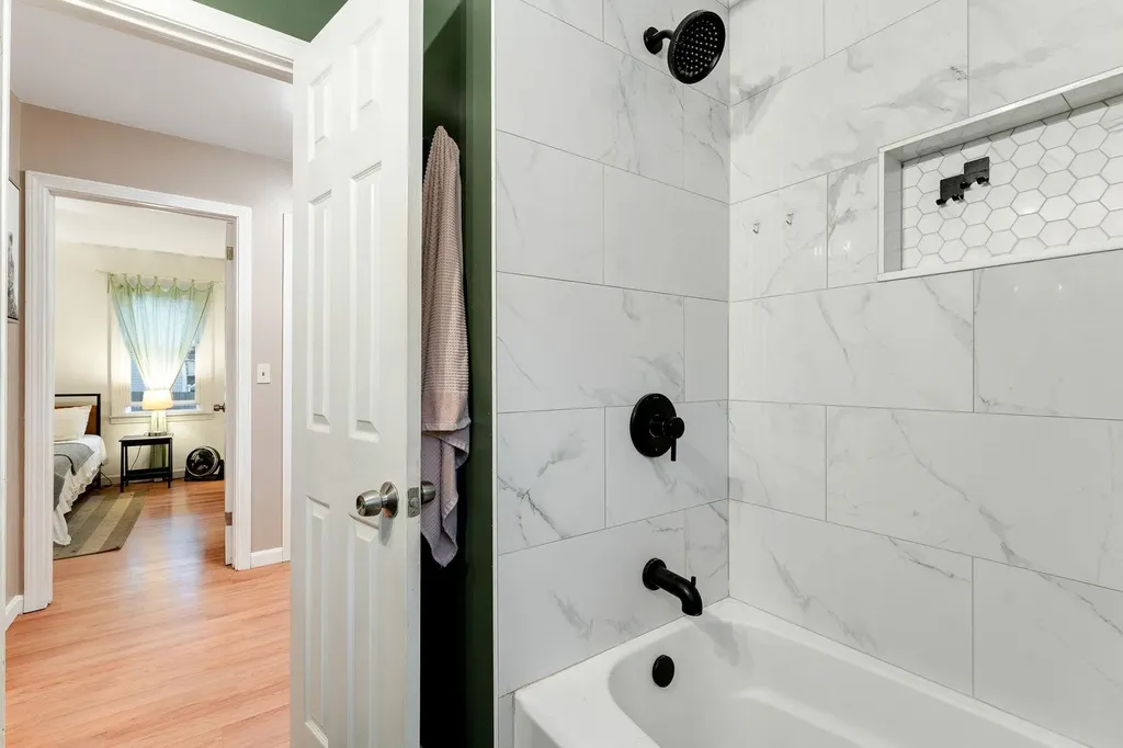 35 Baldwin Avenue South Burlington VT 05403