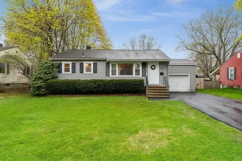 35 Baldwin Avenue South Burlington VT 05403