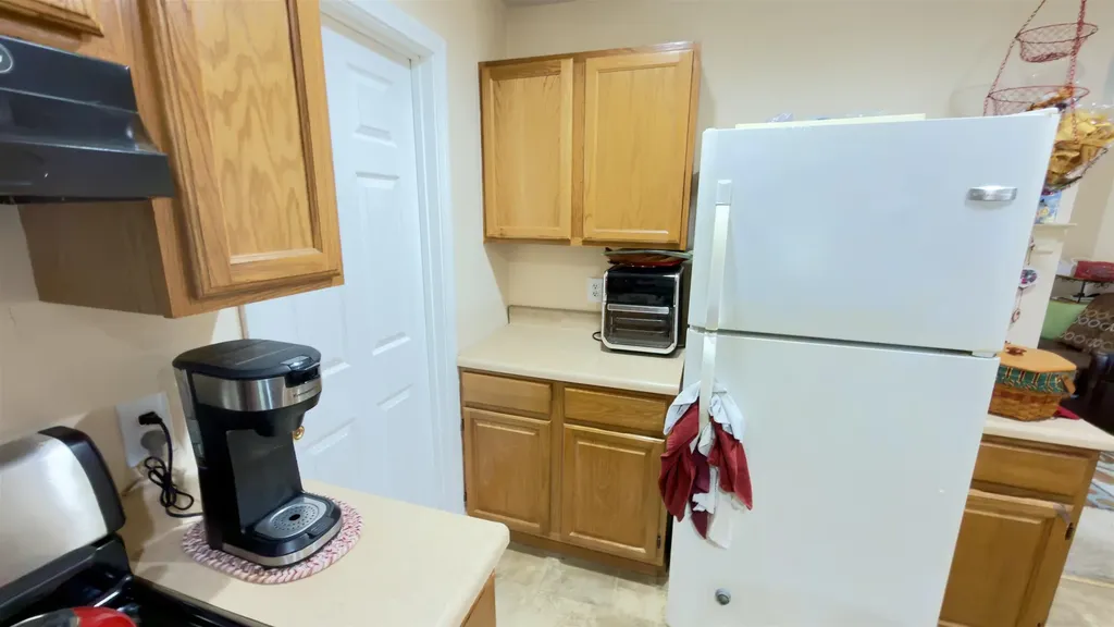 10 Cote Circle Raymond NH 03077