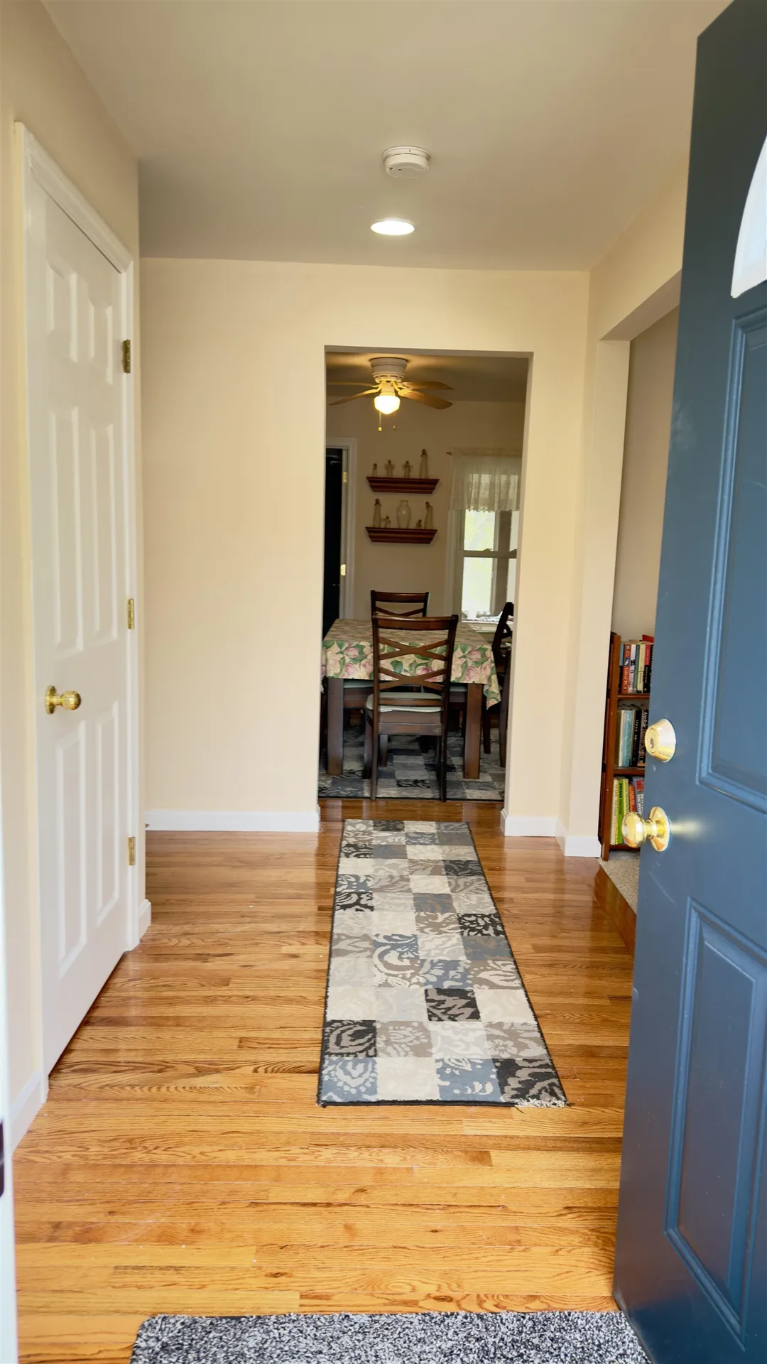 10 Cote Circle Raymond NH 03077