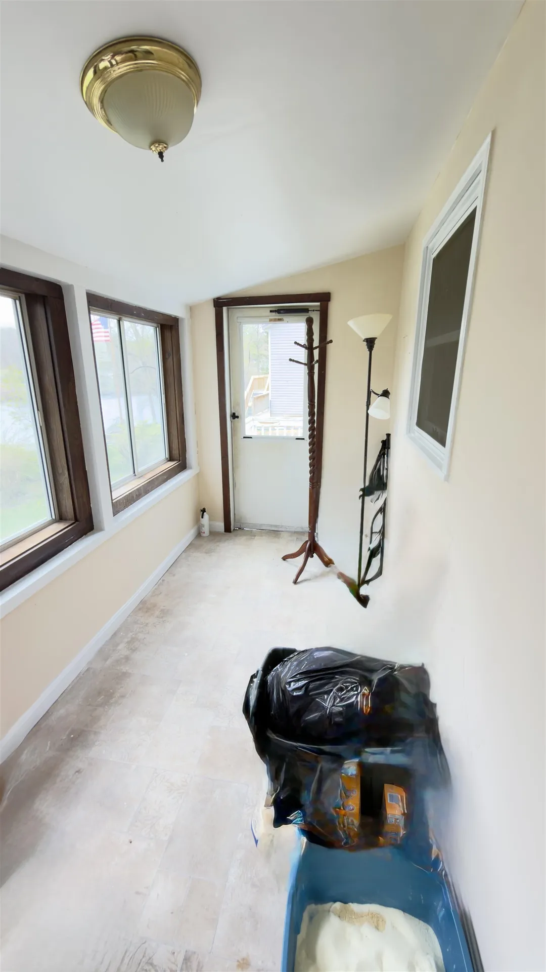10 Cote Circle Raymond NH 03077