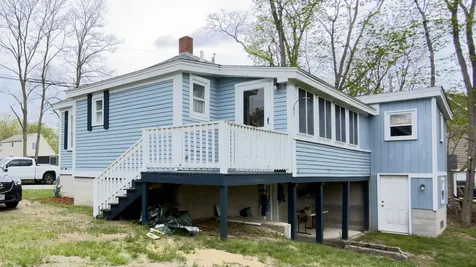 10 Cote Circle Raymond NH 03077
