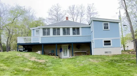 10 Cote Circle Raymond NH 03077