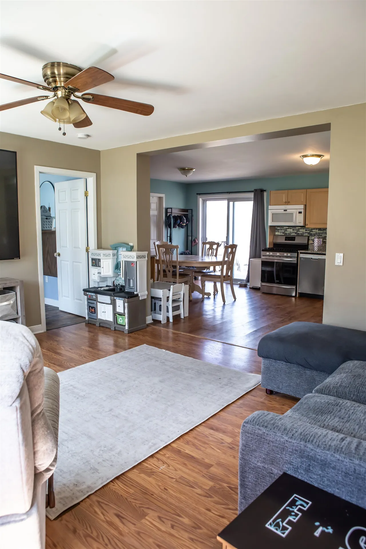 30 Cricket Hill Way Franklin NH 03235