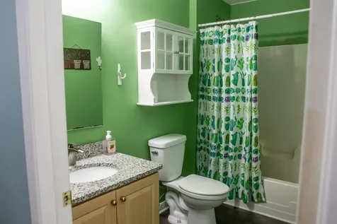 30 Cricket Hill Way Franklin NH 03235