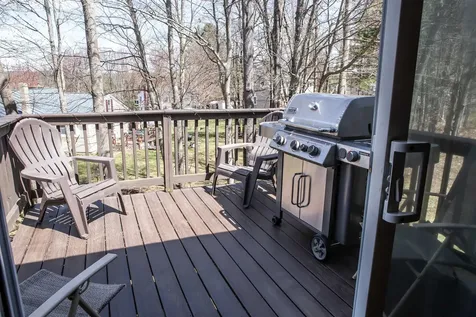 30 Cricket Hill Way Franklin NH 03235