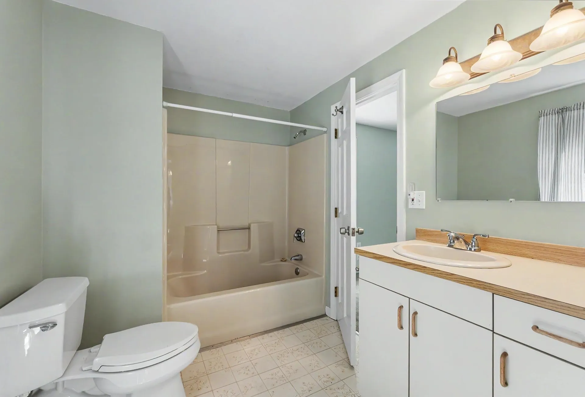 10 Fox Den Road Hollis NH 03049