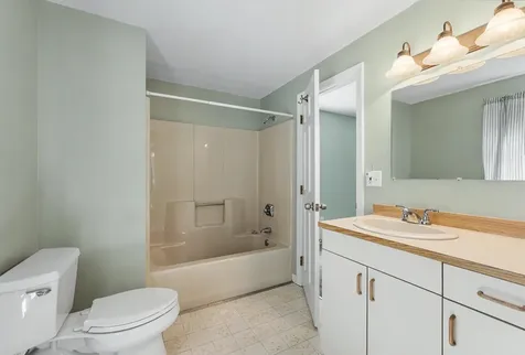 10 Fox Den Road Hollis NH 03049