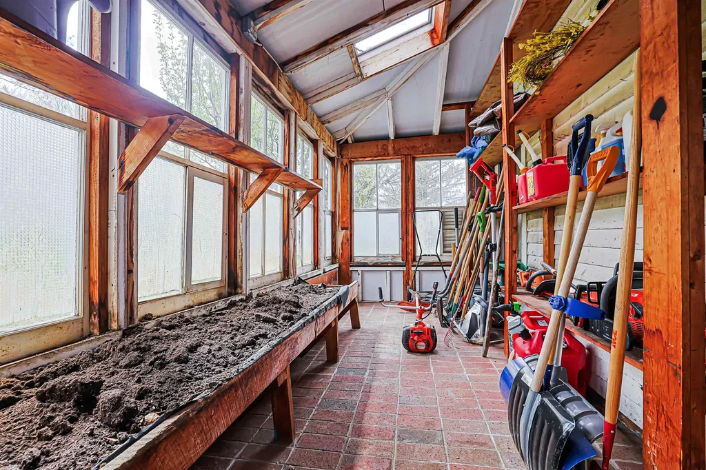 62 Putney Hill Road Hopkinton NH 03229