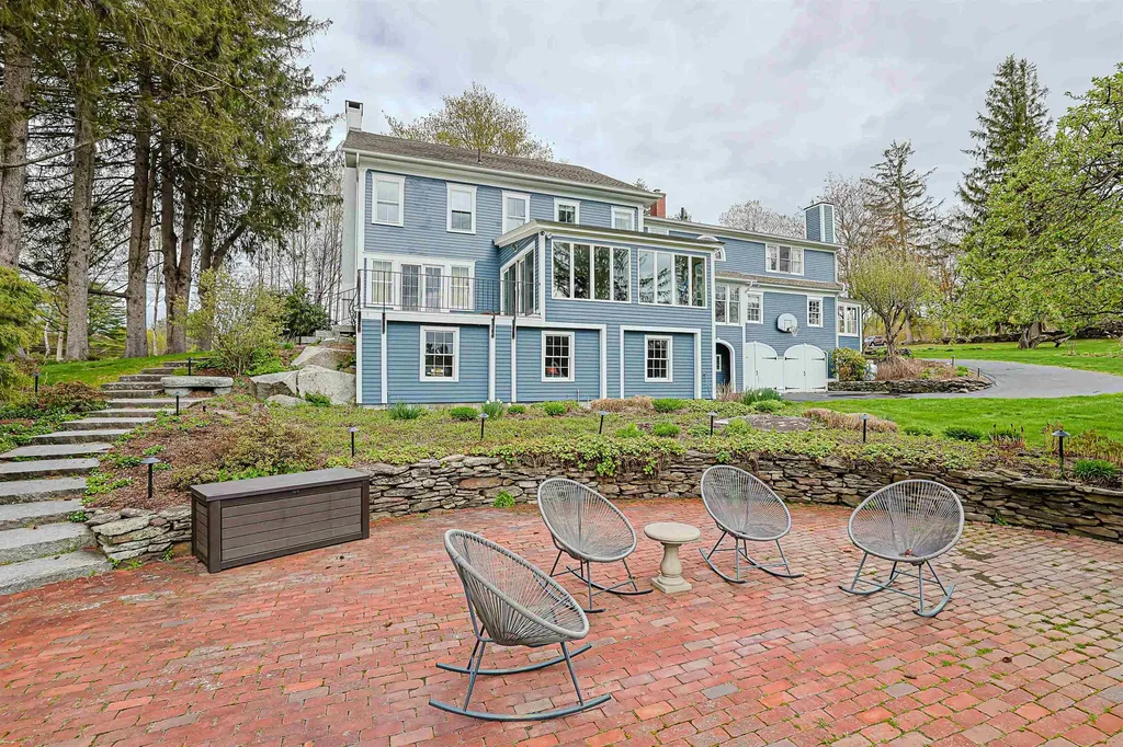 62 Putney Hill Road Hopkinton NH 03229