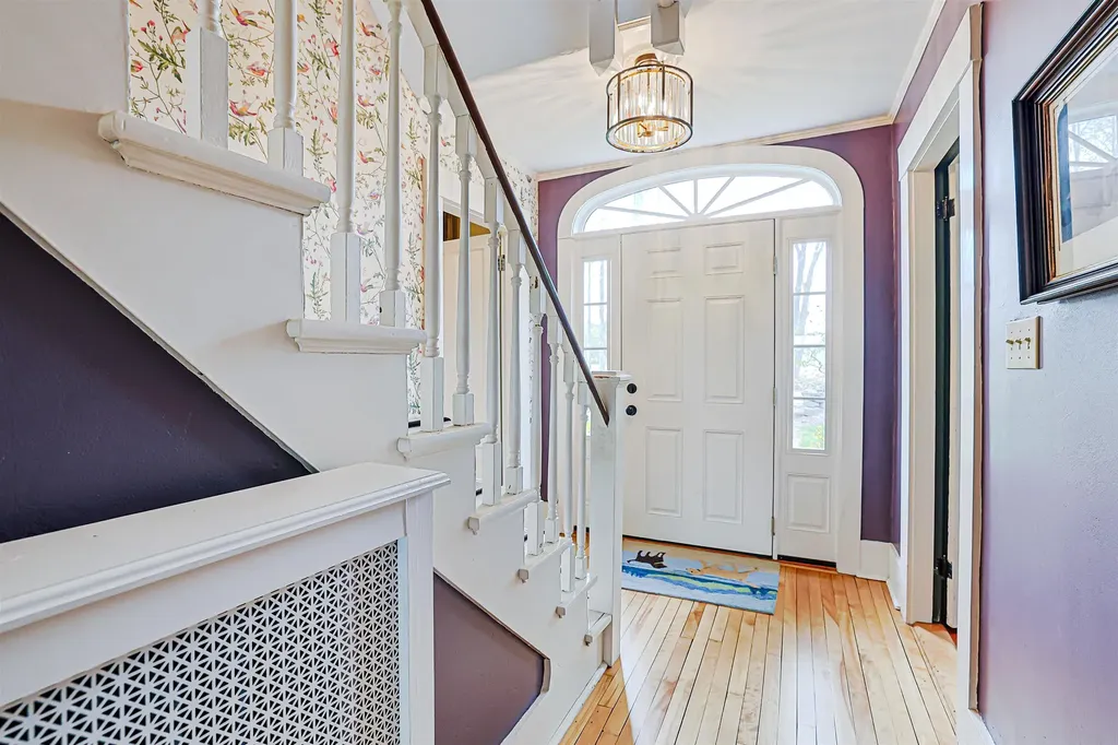 62 Putney Hill Road Hopkinton NH 03229