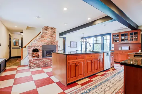 62 Putney Hill Road Hopkinton NH 03229