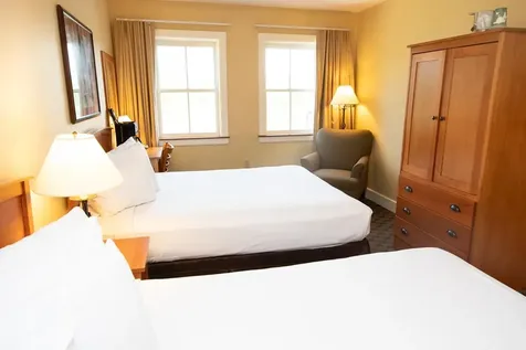 368/370 Qtr. I V Jackson Gore Inn Ludlow VT 05149