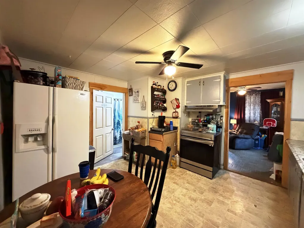 64 Washington Street Littleton NH 03561
