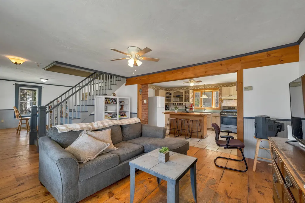 328 Prospect Street Franklin NH 03235
