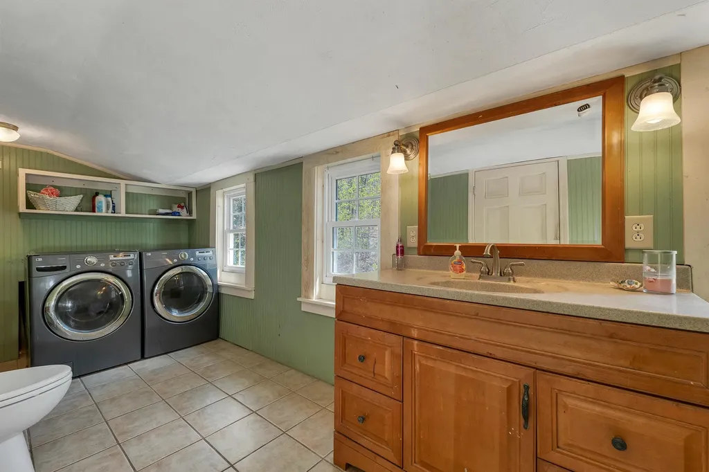 328 Prospect Street Franklin NH 03235