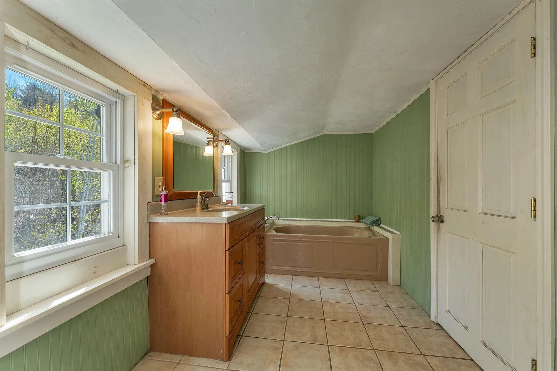 328 Prospect Street Franklin NH 03235