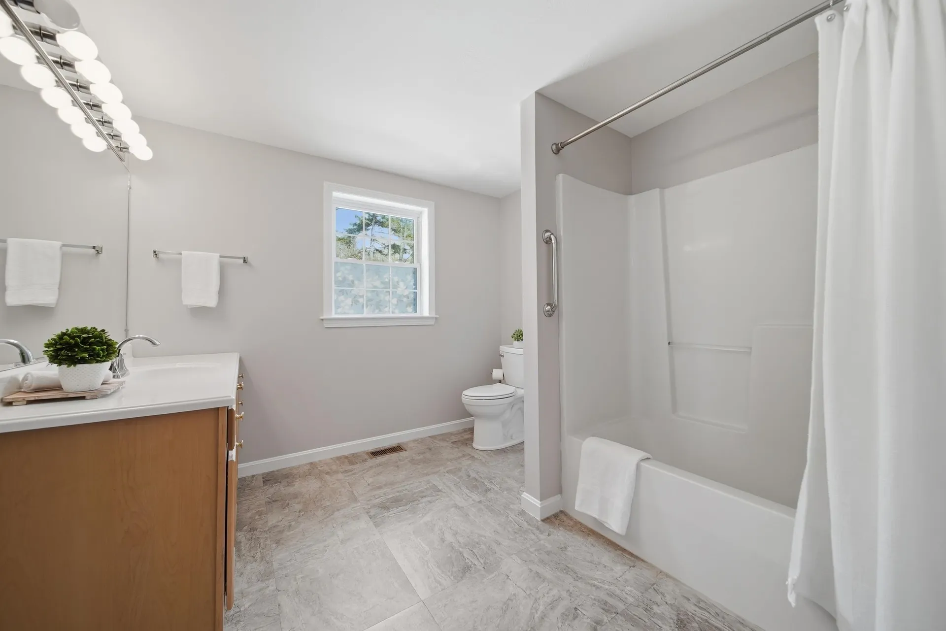 55 Woodhawk Drive Milford NH 03055
