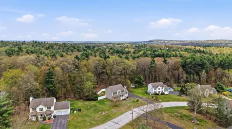 55 Woodhawk Drive Milford NH 03055