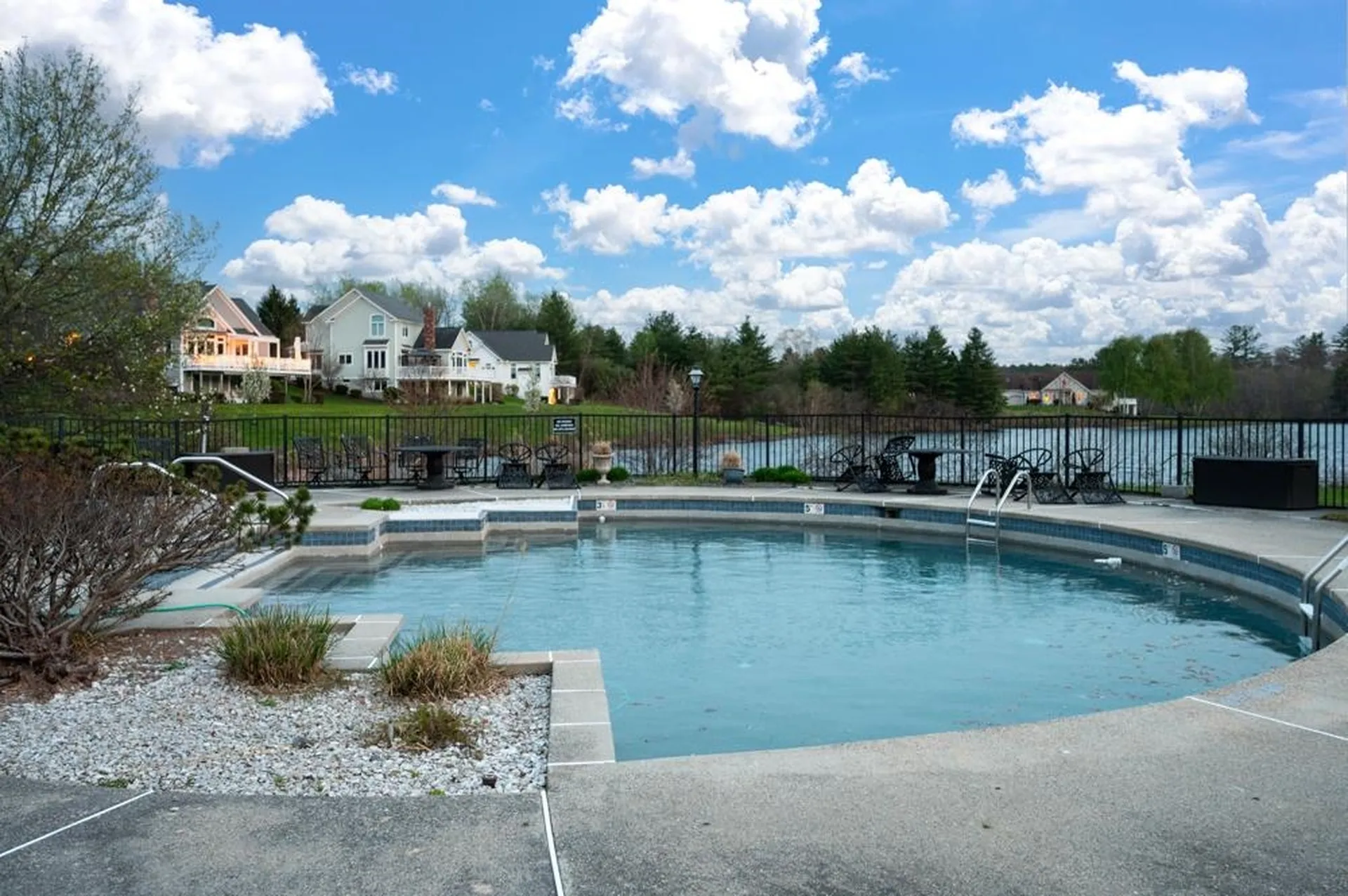 16 Hawkins Pond Lane Salem NH 03079