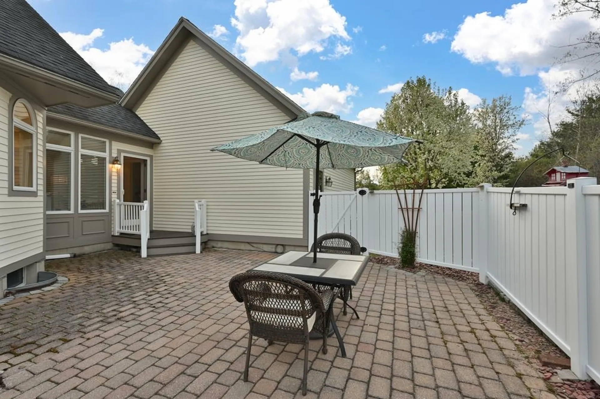 16 Hawkins Pond Lane Salem NH 03079