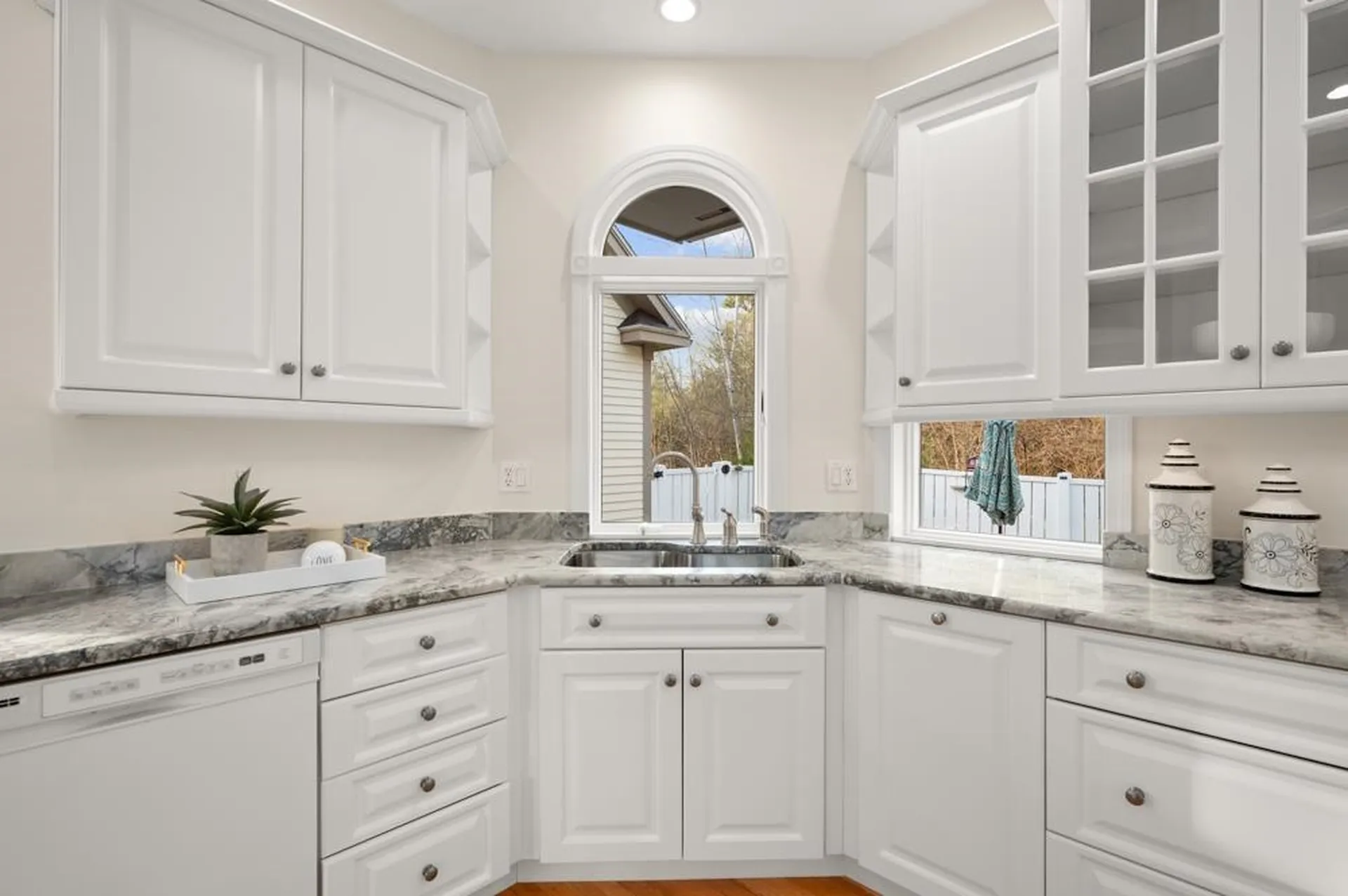 16 Hawkins Pond Lane Salem NH 03079