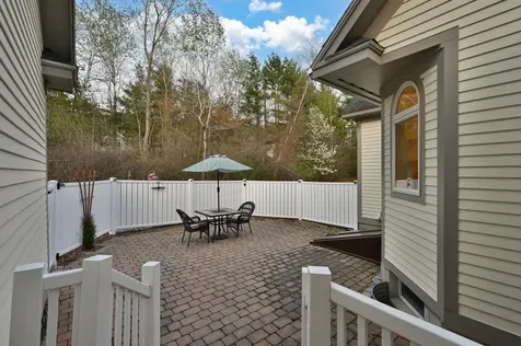 16 Hawkins Pond Lane Salem NH 03079