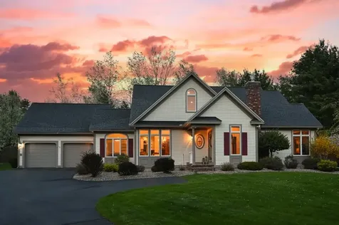 16 Hawkins Pond Lane Salem NH 03079
