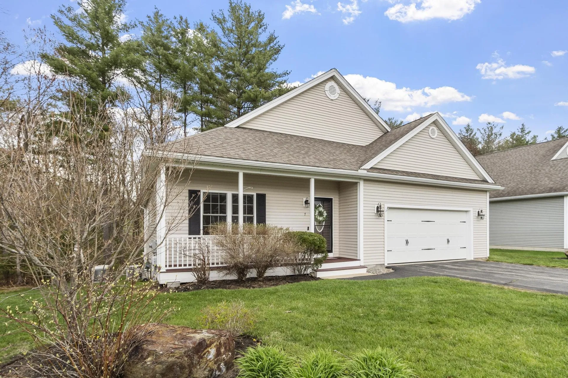 7 Torrey Pines Circle Plaistow NH 03865