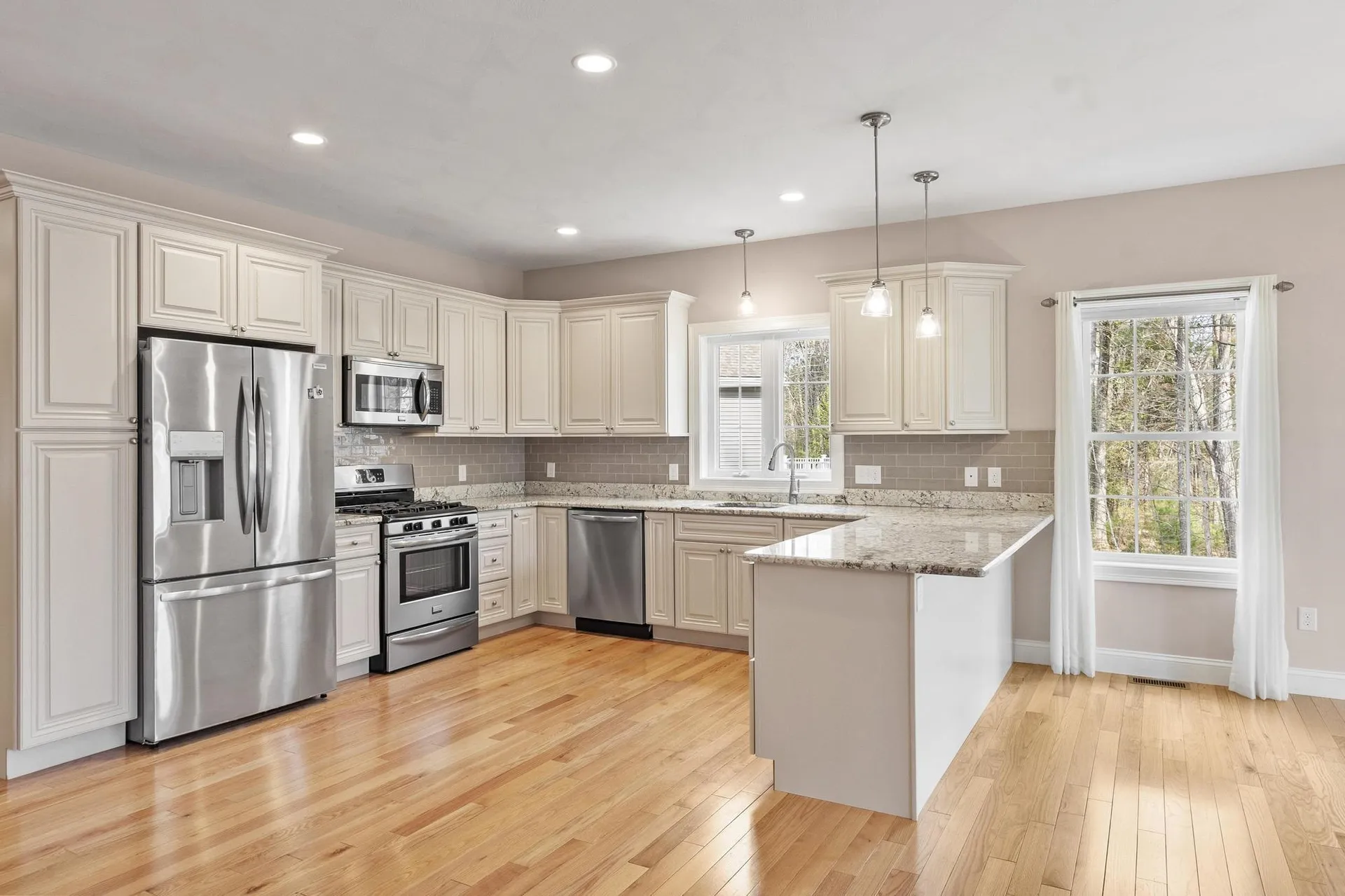 7 Torrey Pines Circle Plaistow NH 03865