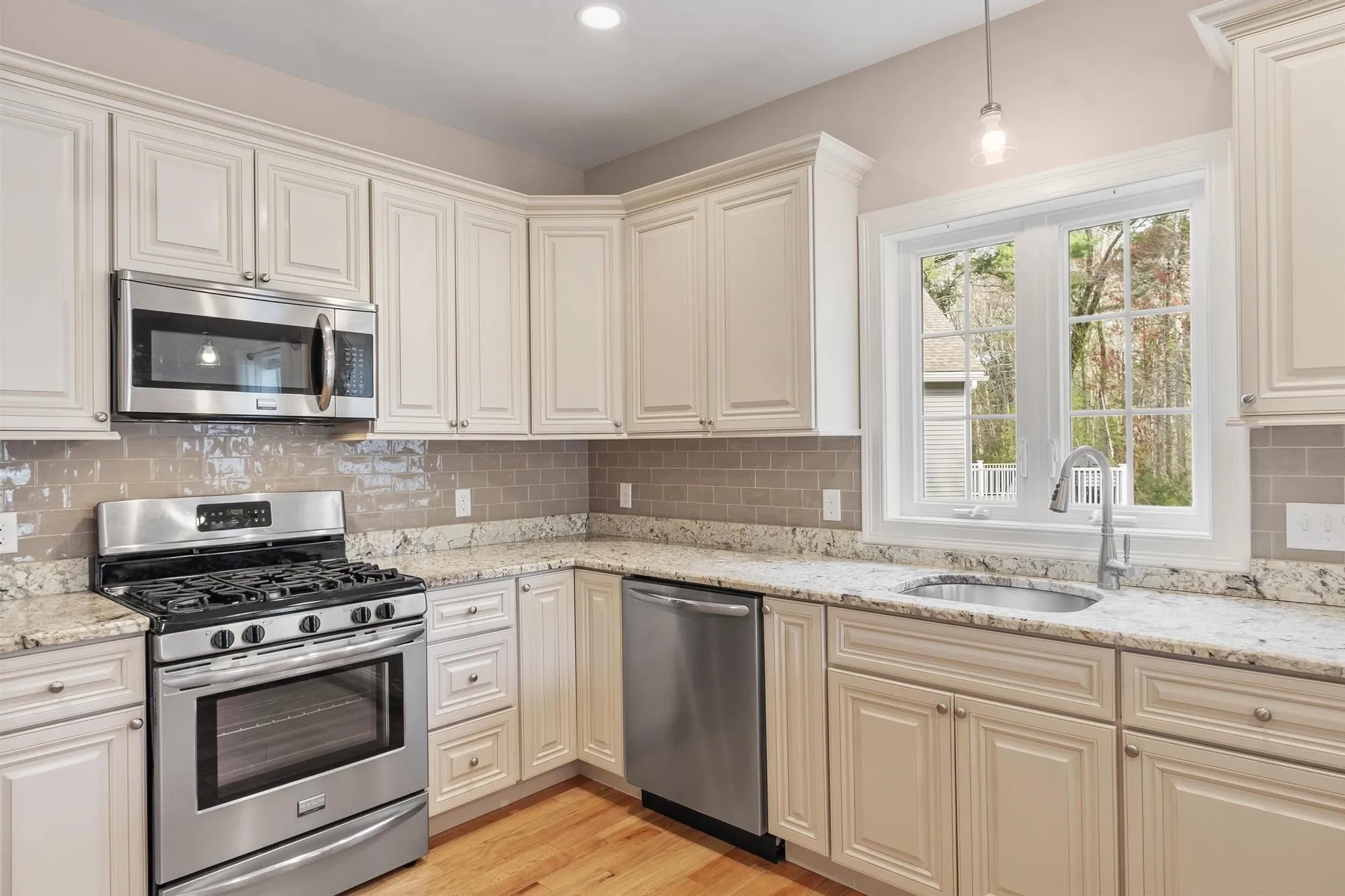7 Torrey Pines Circle Plaistow NH 03865