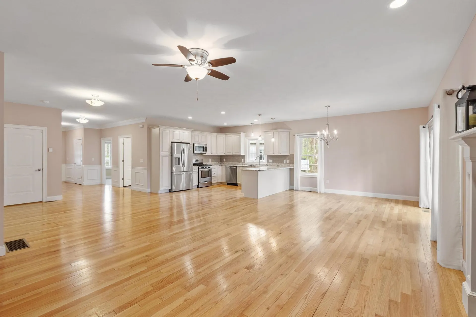 7 Torrey Pines Circle Plaistow NH 03865