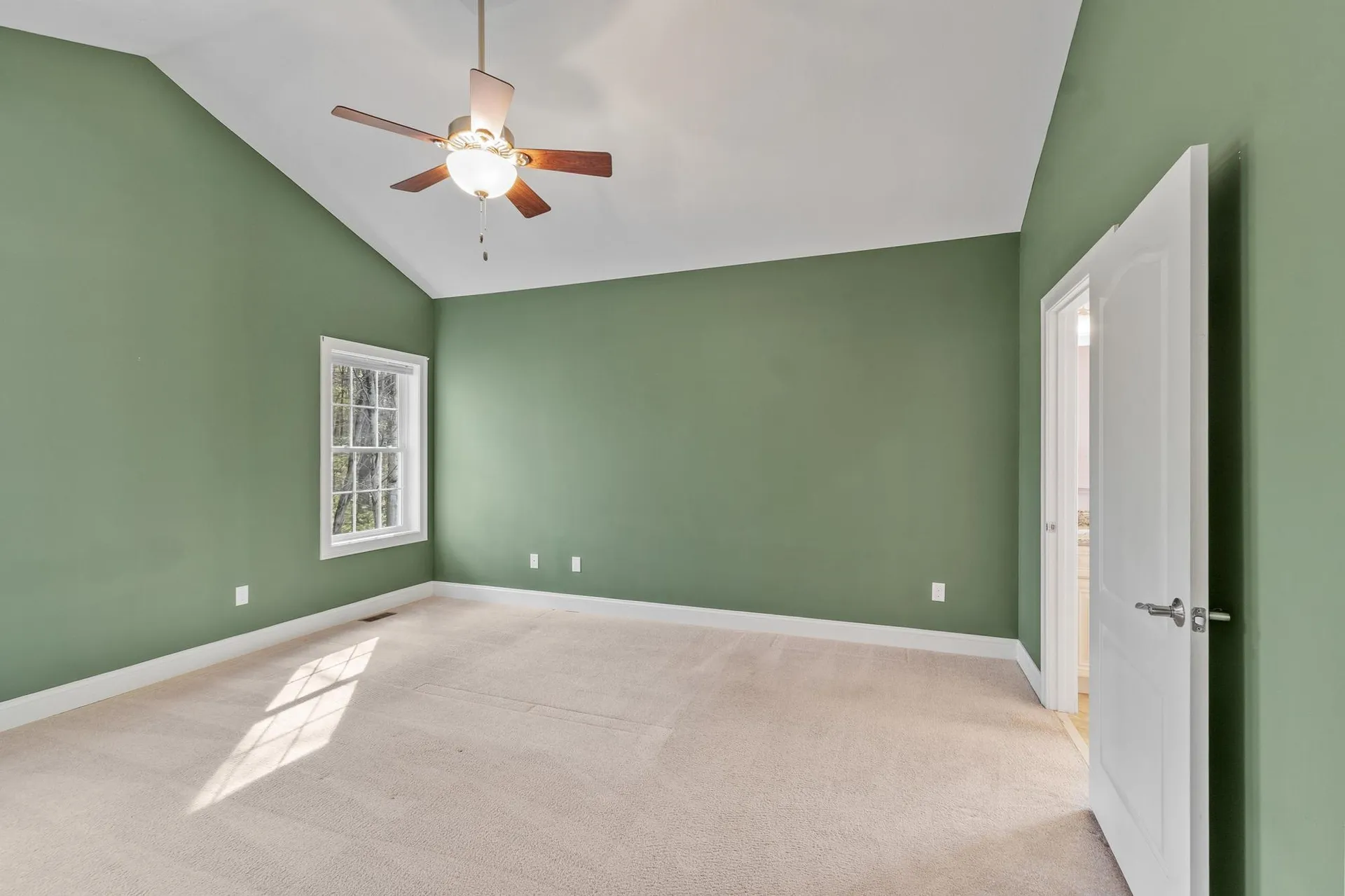 7 Torrey Pines Circle Plaistow NH 03865