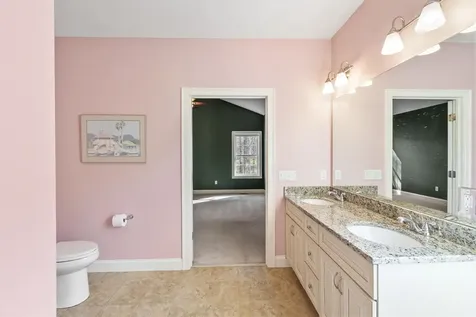 7 Torrey Pines Circle Plaistow NH 03865