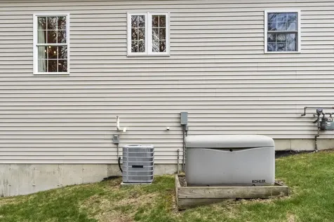 7 Torrey Pines Circle Plaistow NH 03865
