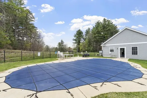 7 Torrey Pines Circle Plaistow NH 03865