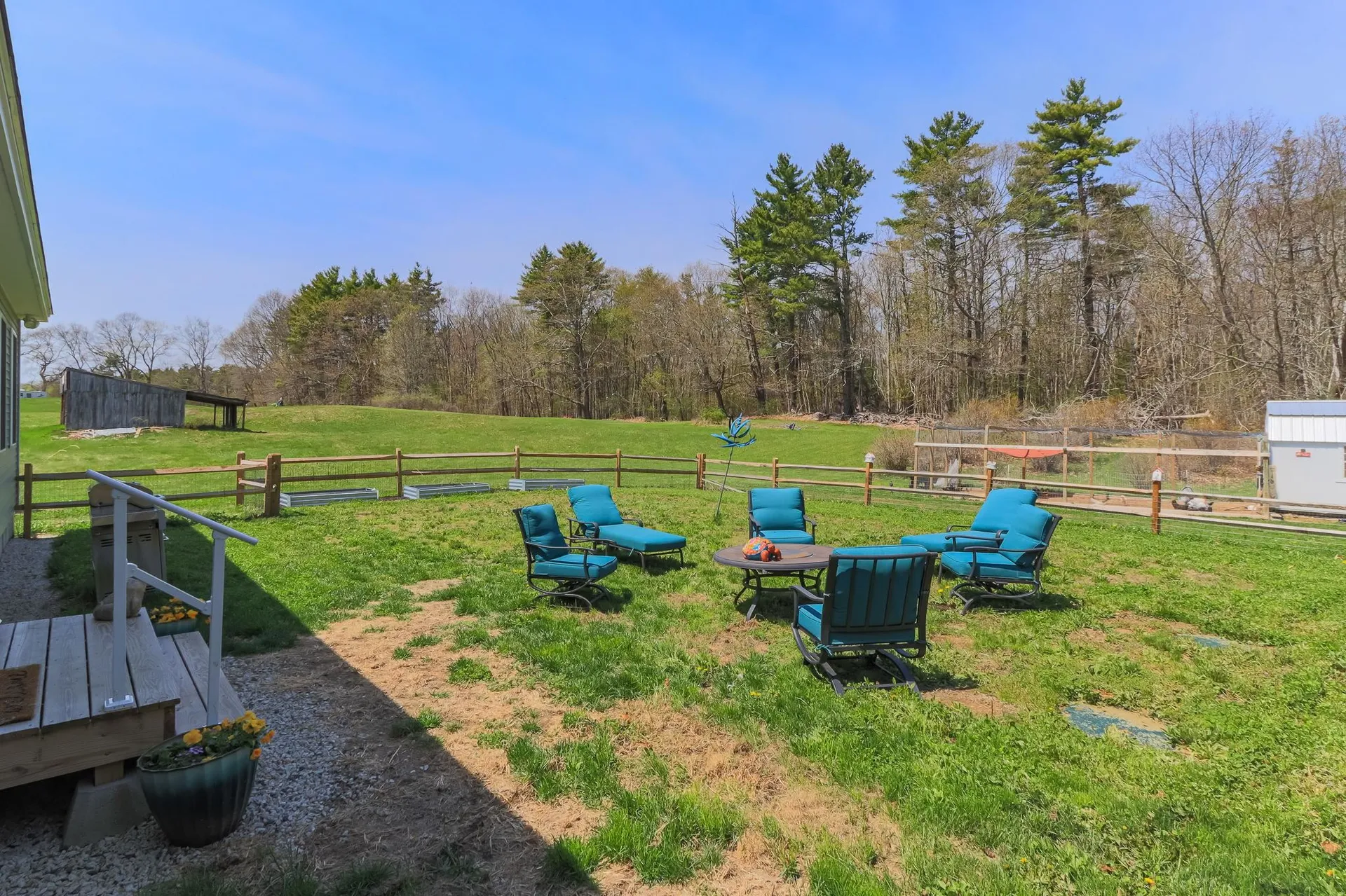 101 Mast Road Lee NH 03861