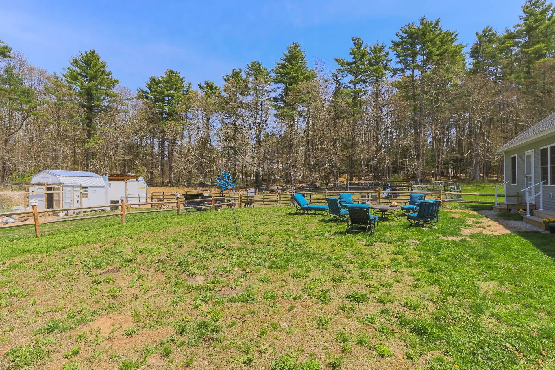 101 Mast Road Lee NH 03861