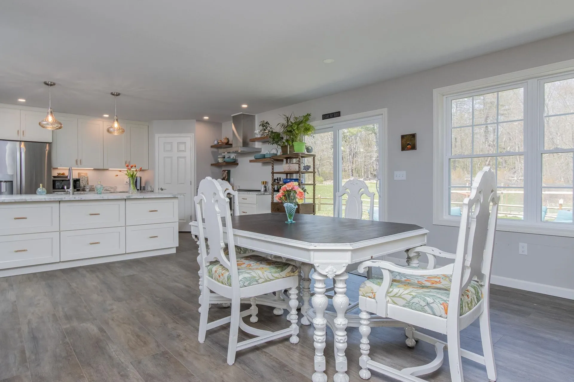 101 Mast Road Lee NH 03861